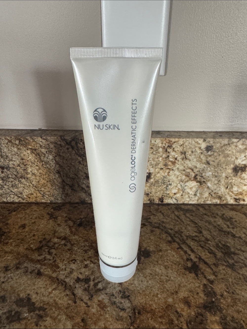 NUSKIN ageLOC Dermatic Effects body Contouring lotion-estimated to be 80% full